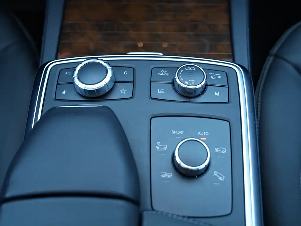 Mercedes-Benz M-Class 2015 — фото 9