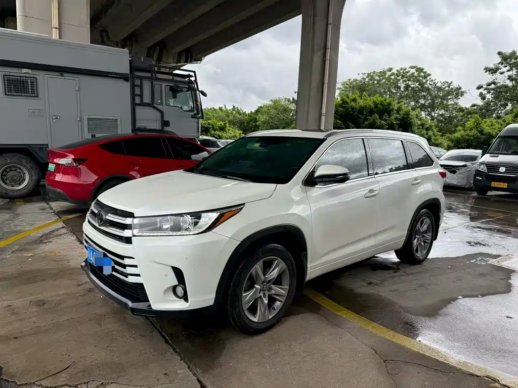 Toyota Highlander 2018