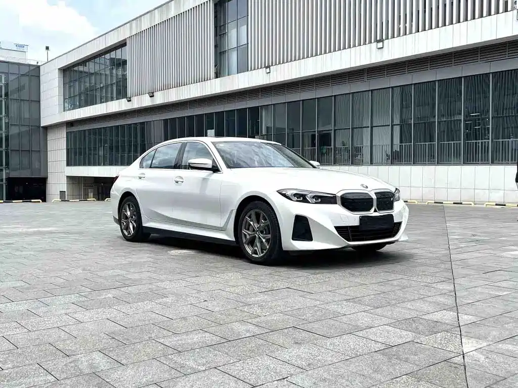 BMW i3 2025 — фото 3