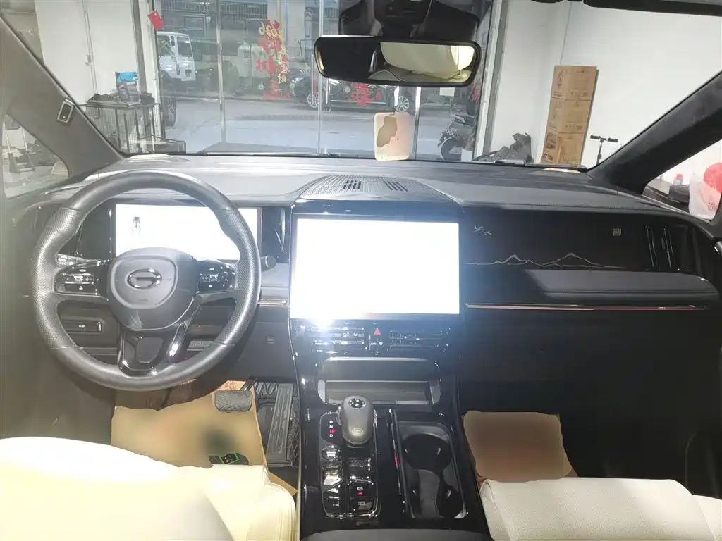 GAC Motor Trumpchi M8 2023 — фото 10