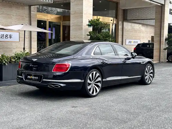 Bentley Flying Spur 2021