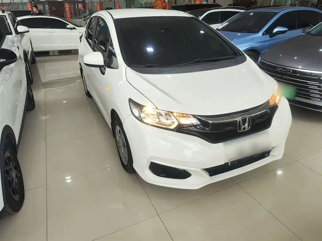 Honda Fit 2018 — фото 22