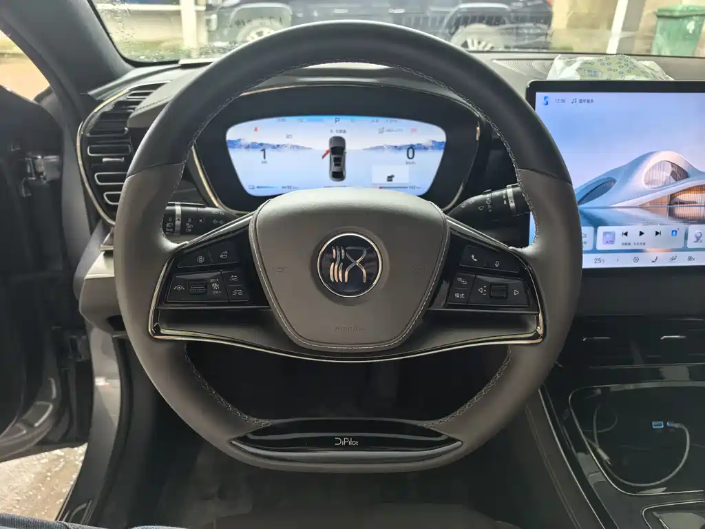 BYD Han 2024