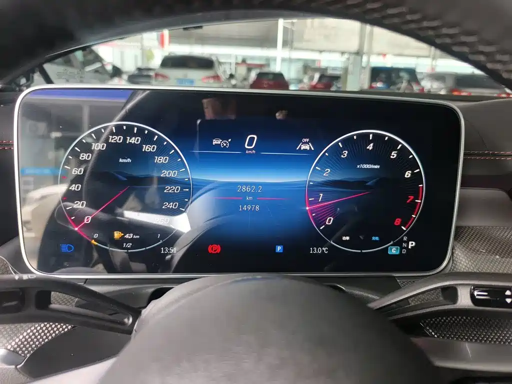 Mercedes-Benz C-Class 2025