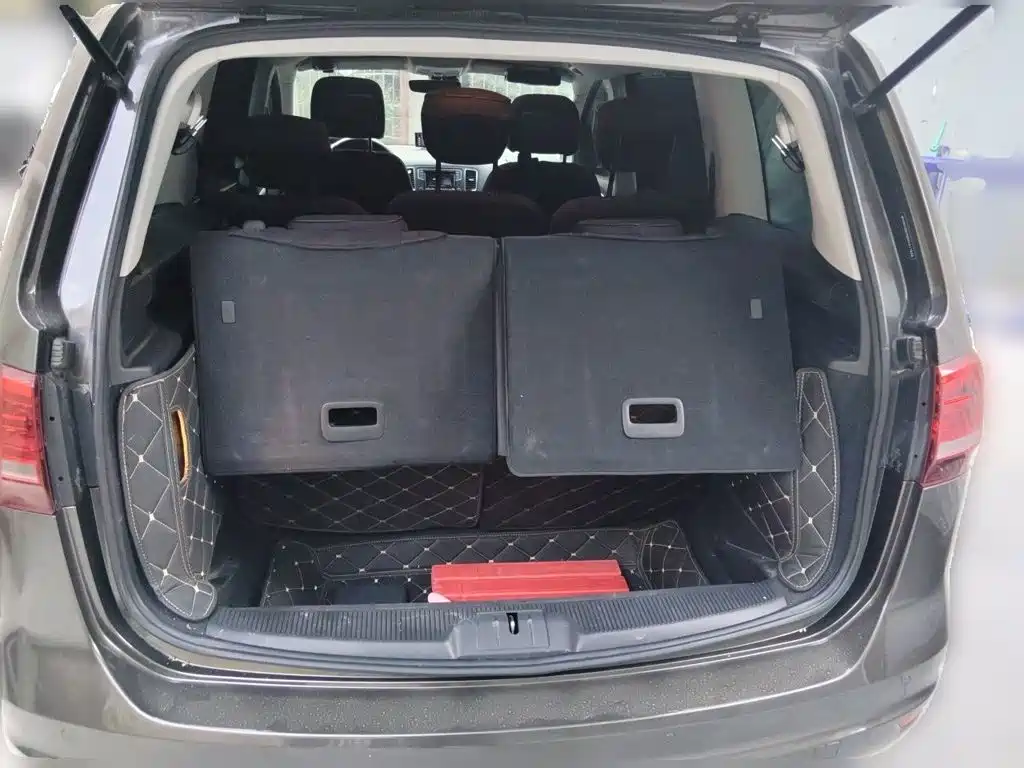 Volkswagen Sharan 2017 — фото 15