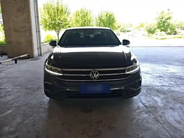 Volkswagen Bora 2023