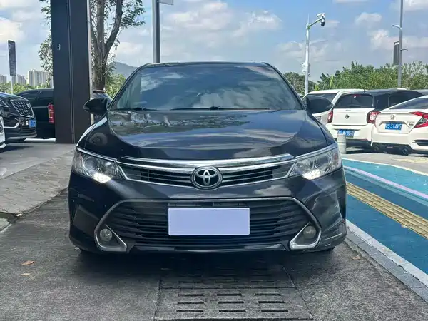 Toyota Camry 2017