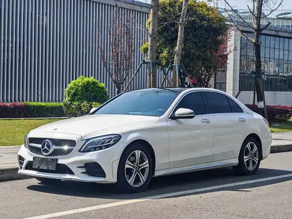 Mercedes-Benz C-Class 2021