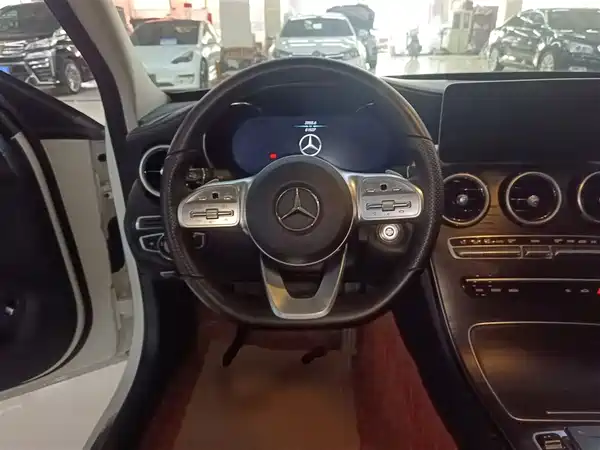 Mercedes-Benz C-Class 2020