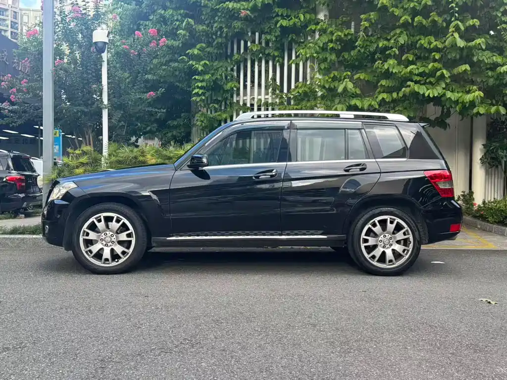 Mercedes-Benz GLK-Class 2012