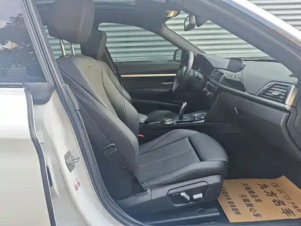 BMW 3 Series GT 2019