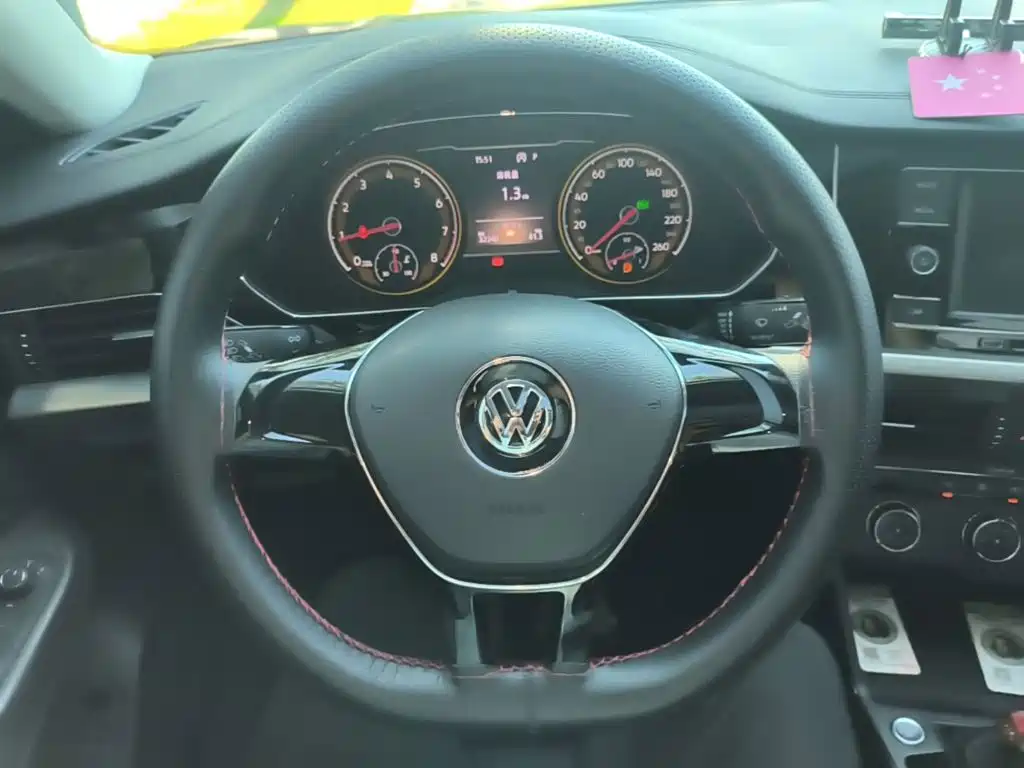 Volkswagen Passat 2019