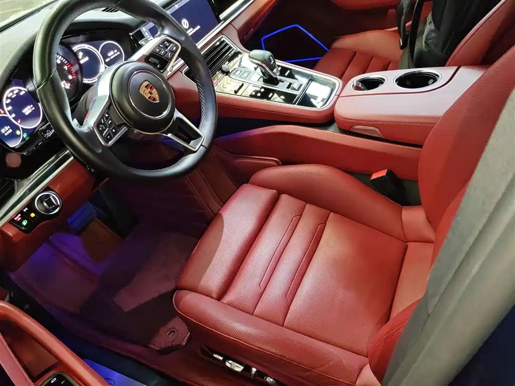 Porsche Panamera 2019 — фото 11