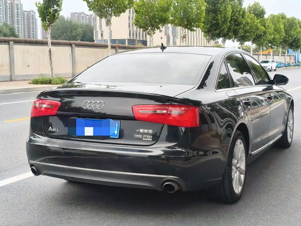 Audi A6L 2015 — фото 18