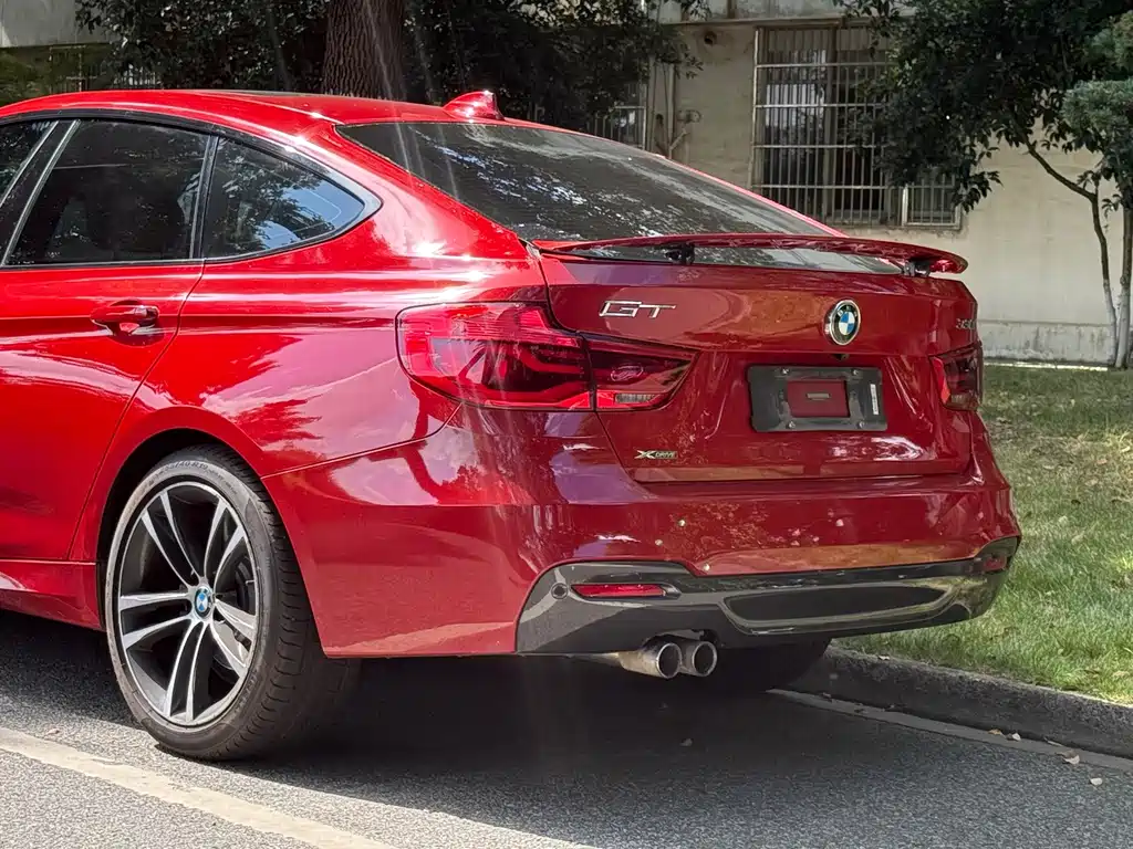 BMW 3 Series GT 2018 — фото 8
