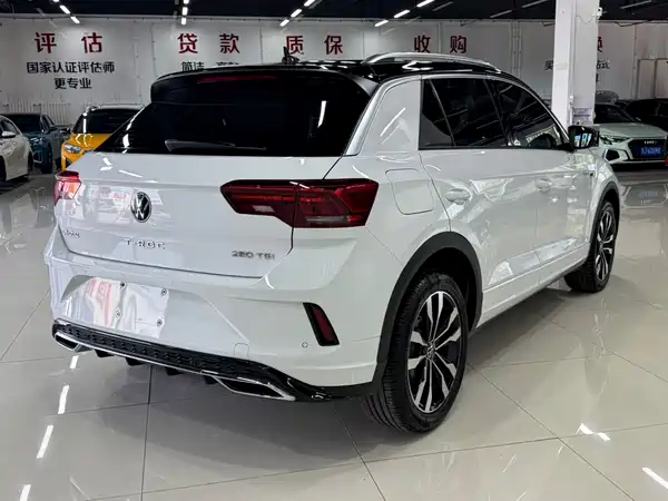 Volkswagen T-Roc 2023