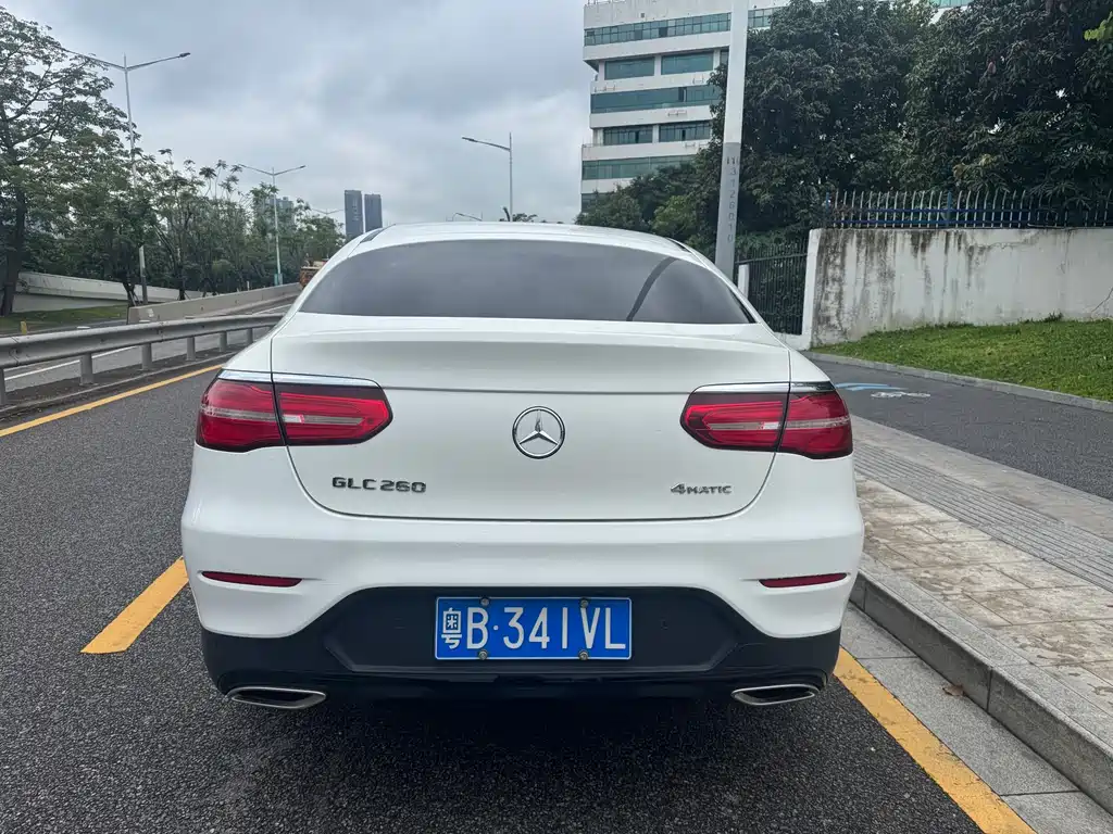 Mercedes-Benz GLC Coupe 2017 — фото 4