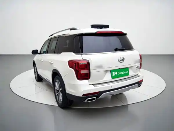 GAC Trumpchi GS8 2017