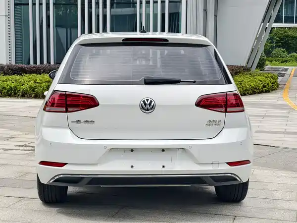 Volkswagen Golf 2020