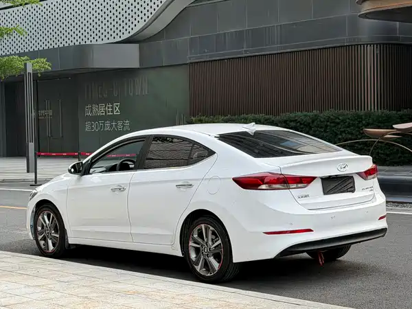 Hyundai Celesta 2016