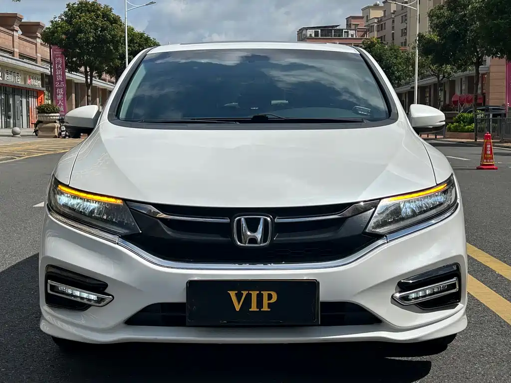 Honda Jade 2017