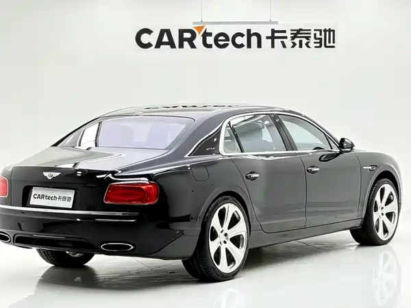 Bentley Flying Spur 2015