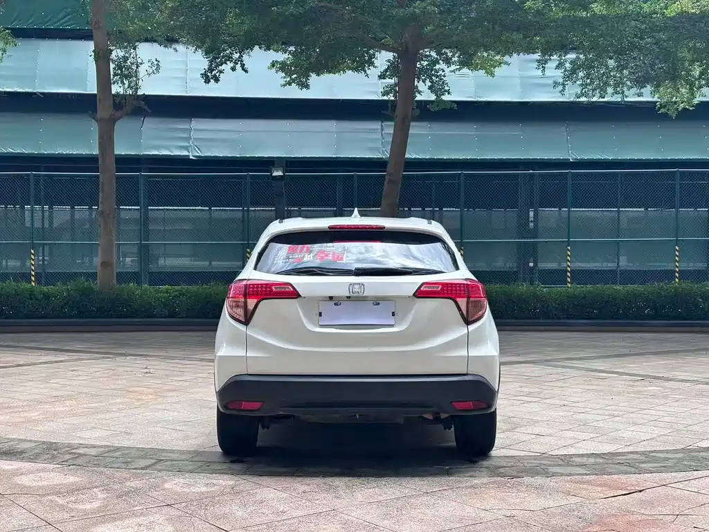 Honda Vezel 2017 — фото 9