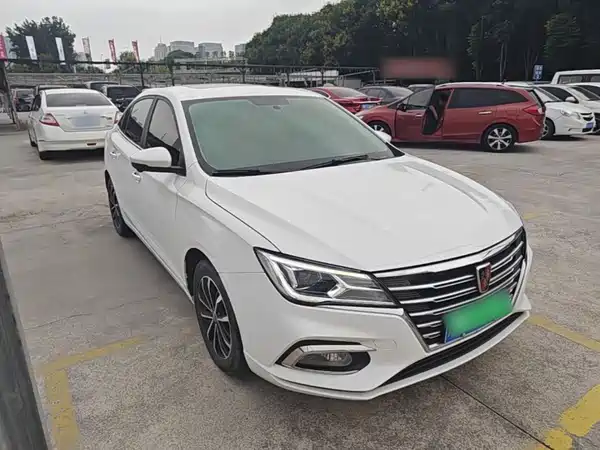 Roewe i5 2020