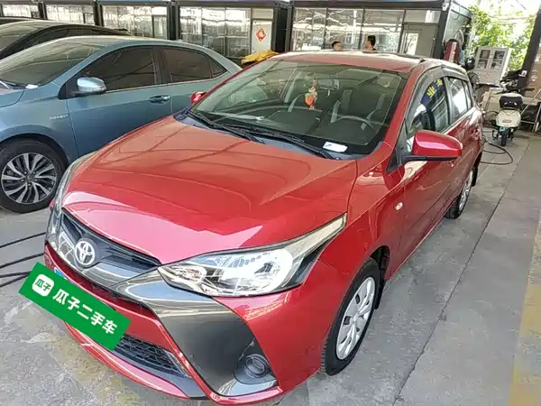 Toyota Yaris L 2021