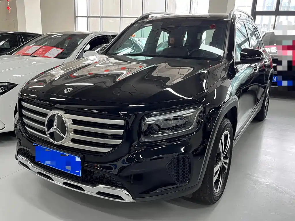 Mercedes-Benz GLB 2023