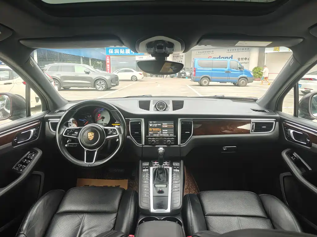 Porsche Macan 2015 — фото 7