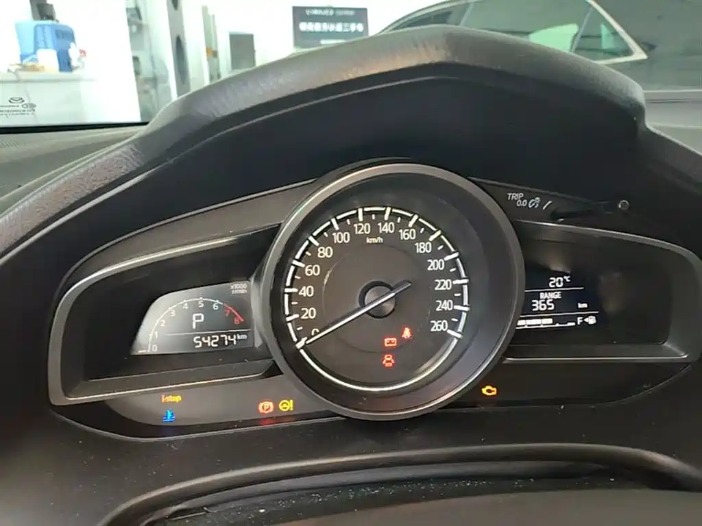 Mazda 3 Axela 2018 — фото 12