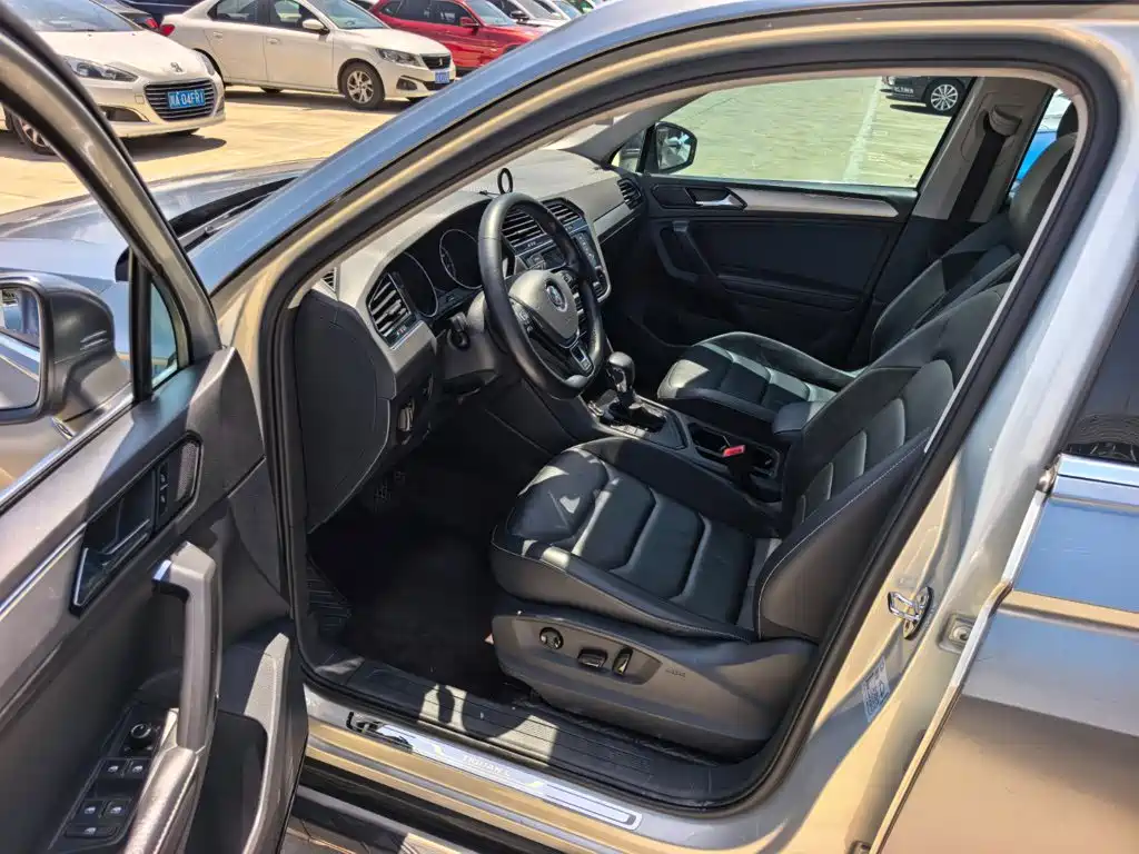 Volkswagen Tiguan L 2017 — фото 8