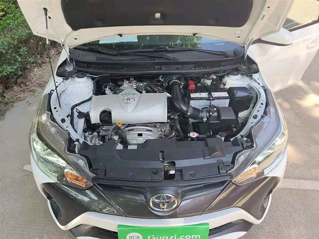 Toyota Yaris L 2021 — фото 20