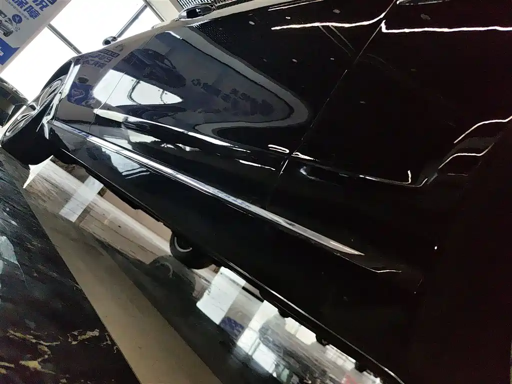 Jaguar XFL 2020 — фото 19
