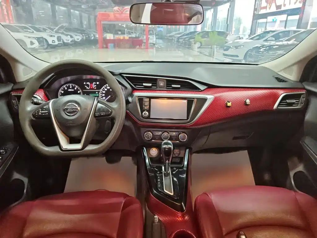Nissan Bluebird 2017 — фото 12