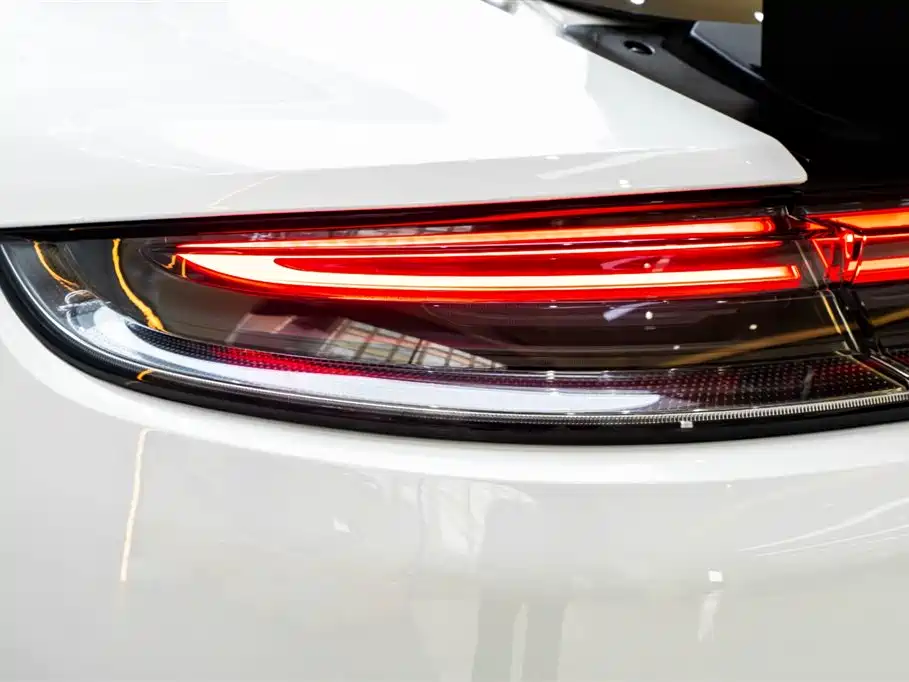 Porsche Panamera 2024