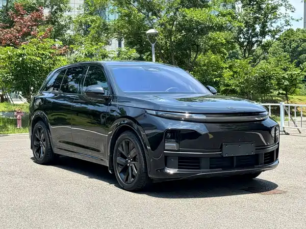 Li Auto L8 2023