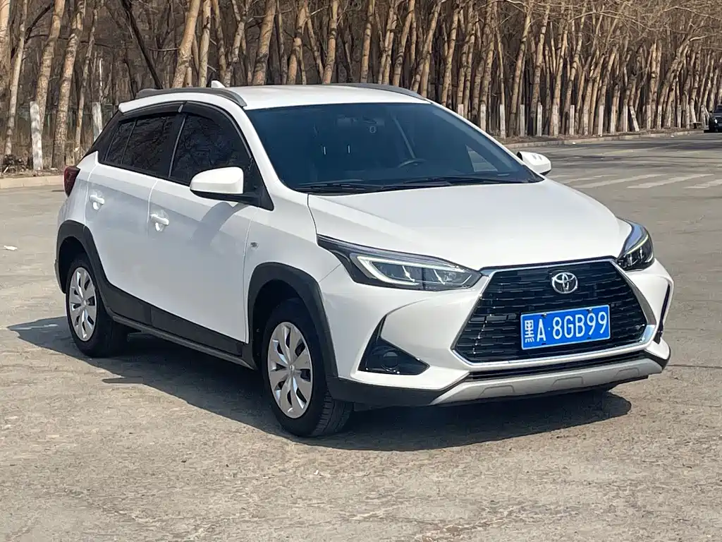 Toyota Yaris L 2022