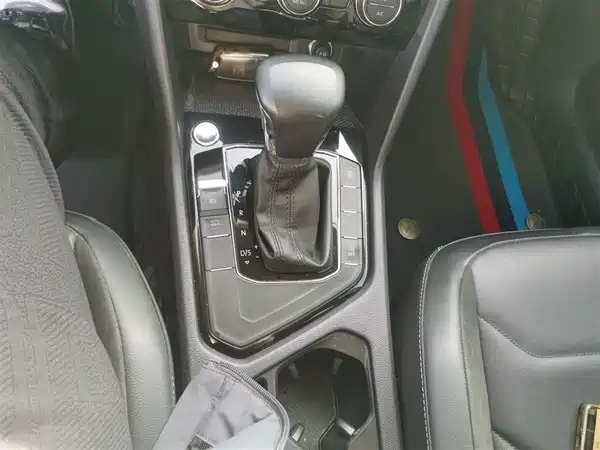 Volkswagen Tiguan L 2021