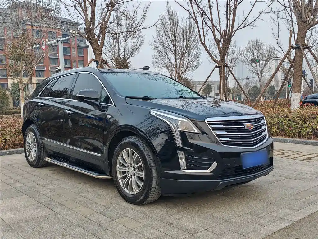 Cadillac XT5 2018 — фото 23
