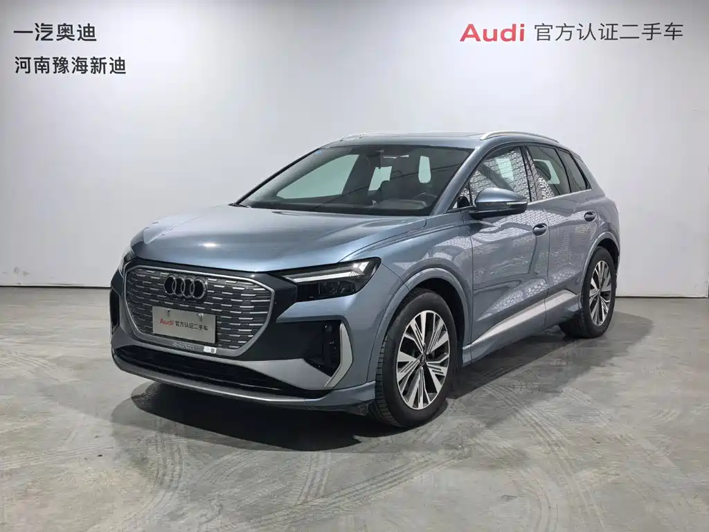 Audi Q4 E-Tron 2024 — фото 1