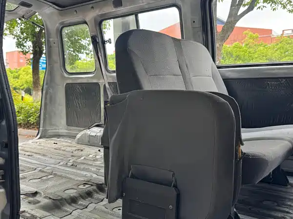 Wuling Rongguang 2012