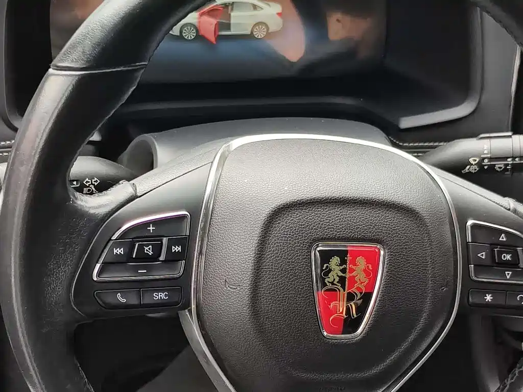 Roewe i6 New Energy 2018 — фото 12