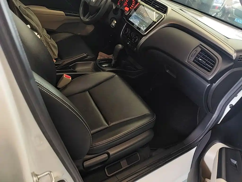 Honda City 2018 — фото 25