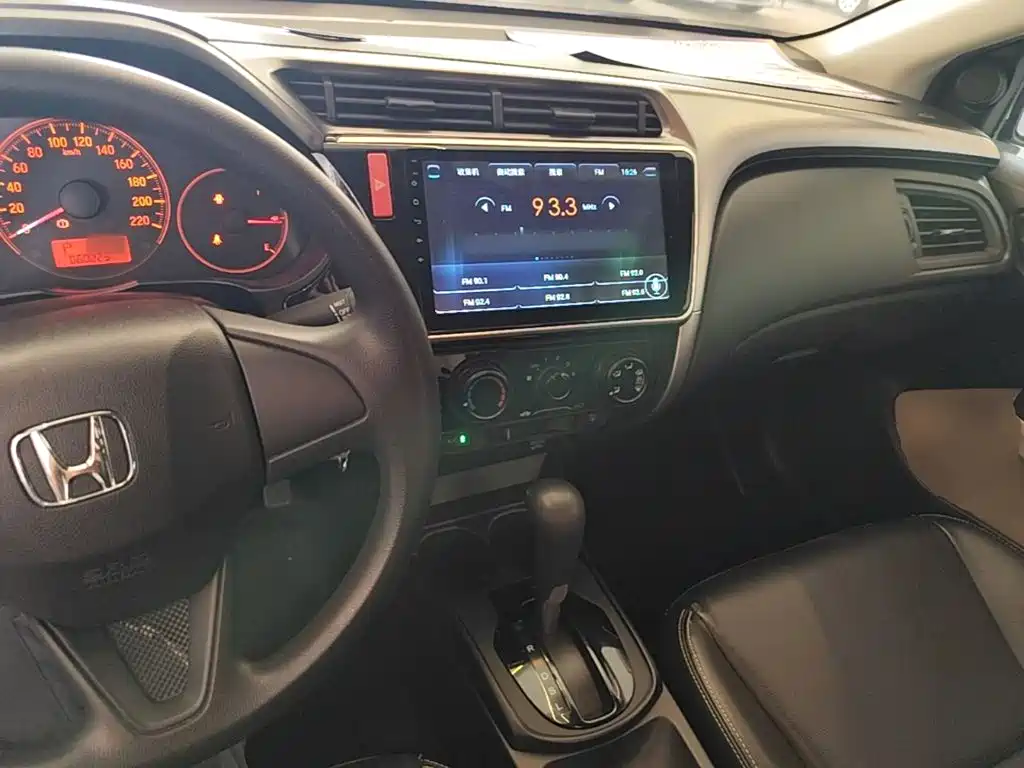 Honda City 2018 — фото 10