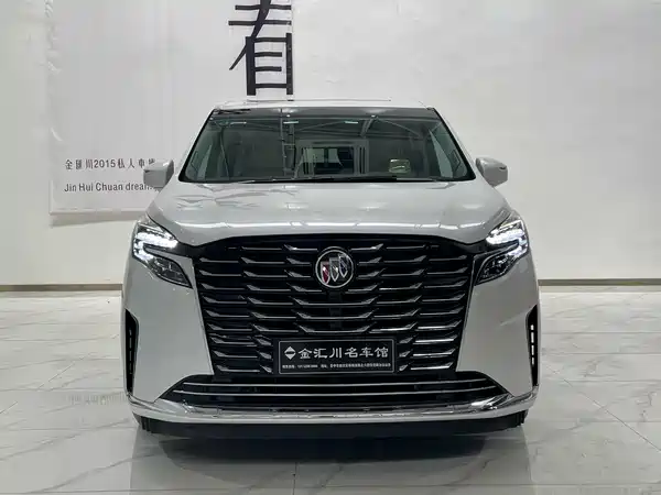 Buick GL8 2023