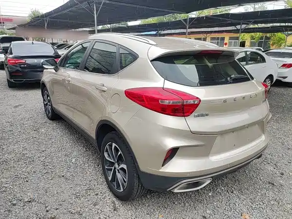 Geely Emgrand GS 2020