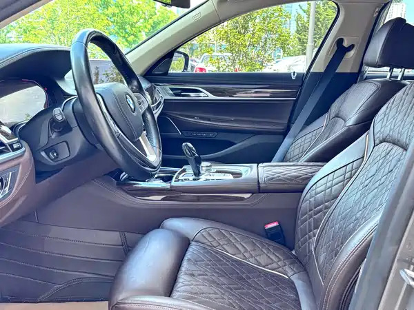 BMW 7 Series 2020