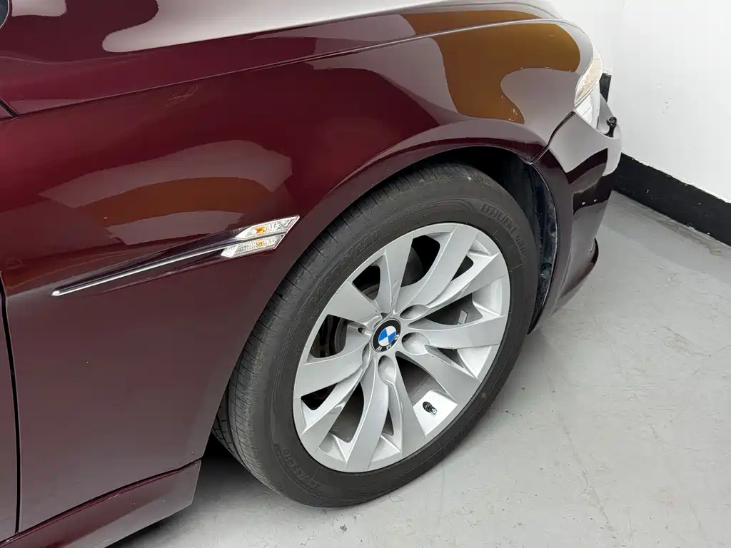 BMW 6 Series 2010 — фото 17